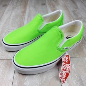 Vans Classic Slip Ons Women’s 9.5 mens 8